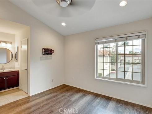 23391  La Crescenta  , Mission Viejo, CA