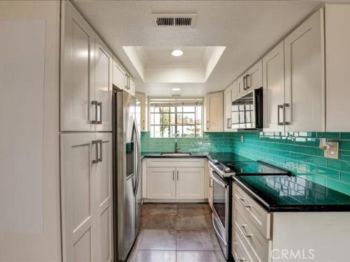 23391  La Crescenta  , Mission Viejo, CA