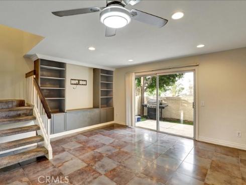 23391  La Crescenta  , Mission Viejo, CA