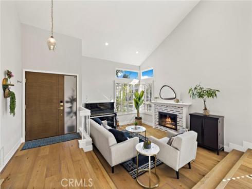 26681  Trasmiras  , Mission Viejo, CA