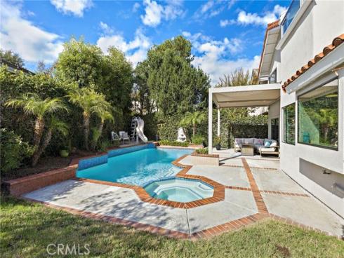 26681  Trasmiras  , Mission Viejo, CA