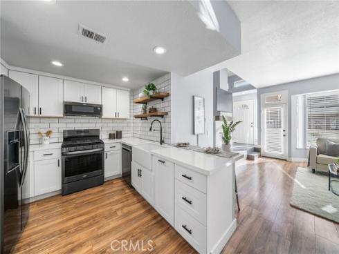 27426 Iris , Mission Viejo, CA