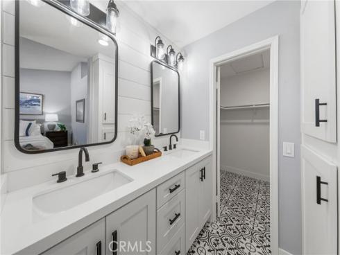 27426 Iris , Mission Viejo, CA