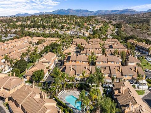 27426 Iris , Mission Viejo, CA