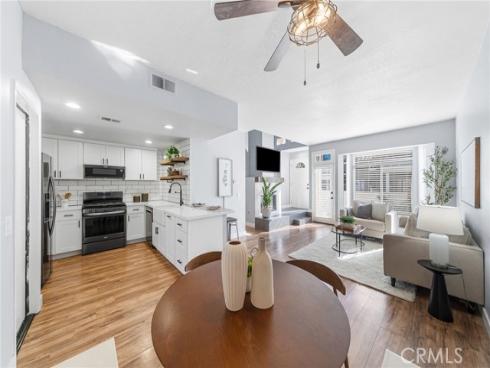 27426 Iris , Mission Viejo, CA