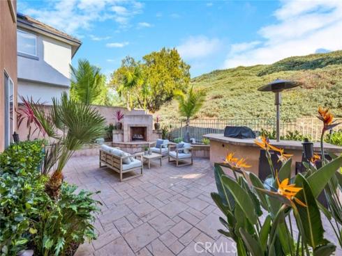 23242  Castle Rock  , Mission Viejo, CA
