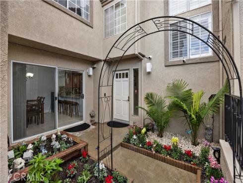 21893  Southgate  304 , Mission Viejo, CA