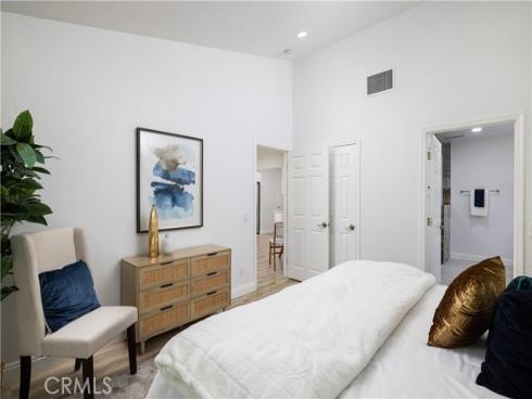 23721  Villena  , Mission Viejo, CA