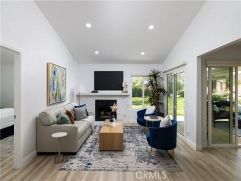 23721  Villena  , Mission Viejo, CA