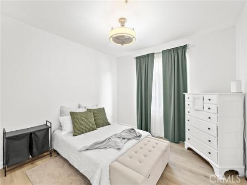 239  California  , Mission Viejo, CA