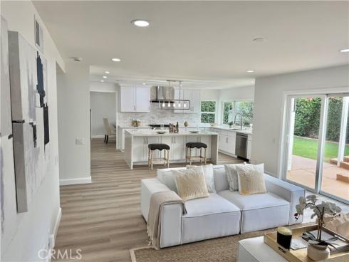 23032  Sonoita  , Mission Viejo, CA