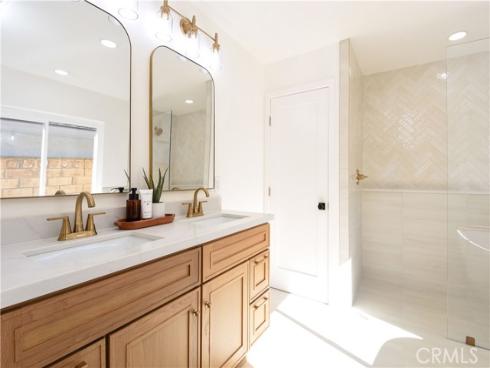 24041  Zancon  , Mission Viejo, CA