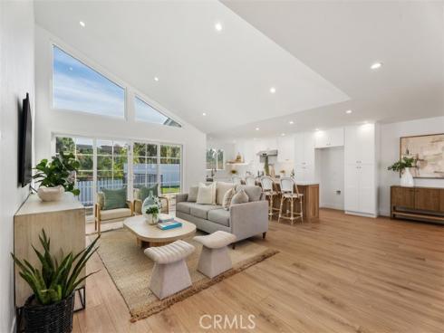 24505  Chamalea  , Mission Viejo, CA