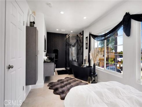 23576 Rangoon , Mission Viejo, CA