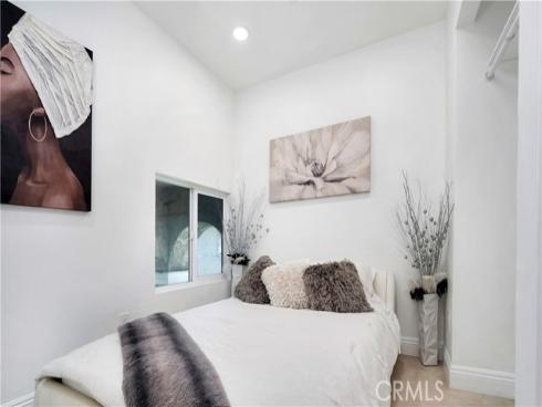 23576 Rangoon , Mission Viejo, CA