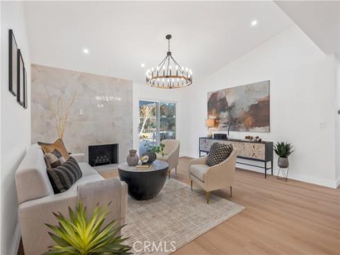 21952 Esplendor , Mission Viejo, CA