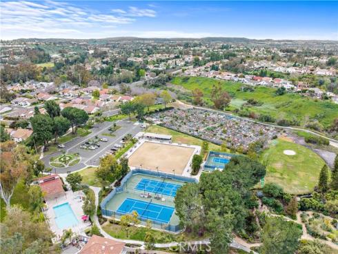 27952 Calle Casal , Mission Viejo, CA