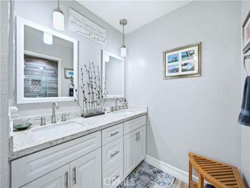 27735 Via Rodrigo , Mission Viejo, CA