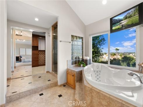 8 Rimani Drive, Mission Viejo, CA