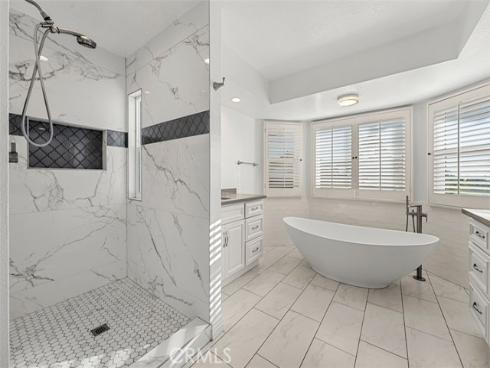 22971 Tiagua , Mission Viejo, CA