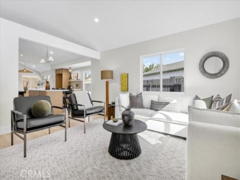 27255 Las Nieves , Mission Viejo, CA