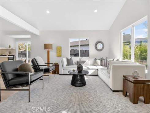 27255 Las Nieves , Mission Viejo, CA