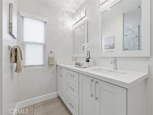 27880 Via Sarasate , Mission Viejo, CA