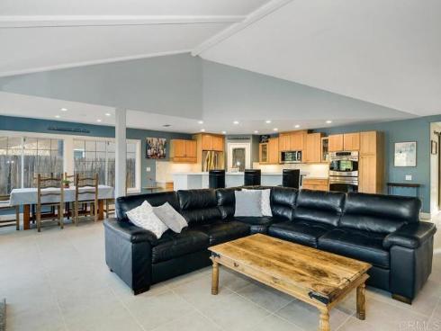 24312  Chrisanta Dr  , Mission Viejo, CA