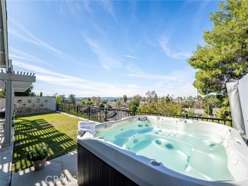 26041 Avenida Bonachon , Mission Viejo, CA