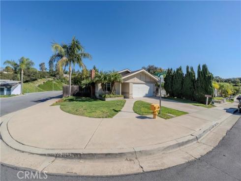 22682 Via Octavo , Mission Viejo, CA