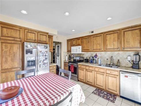 27562  Halcon  , Mission Viejo, CA