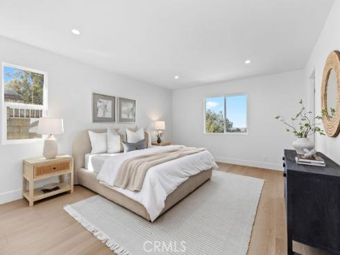 22715  Via santigo  , Mission Viejo, CA