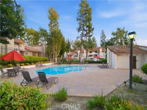 26542  Azuer  , Mission Viejo, CA