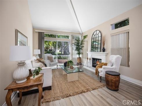 21527 Paseo Palmetto , Mission Viejo, CA