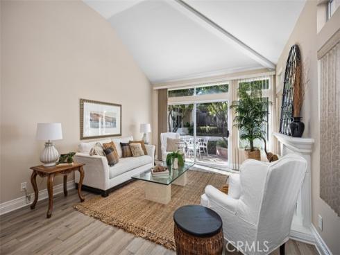 21527 Paseo Palmetto , Mission Viejo, CA