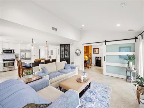 23424 Villena , Mission Viejo, CA