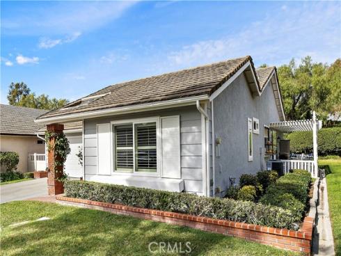 23424 Villena , Mission Viejo, CA