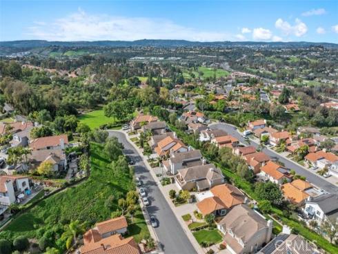 27221  Delemos  , Mission Viejo, CA