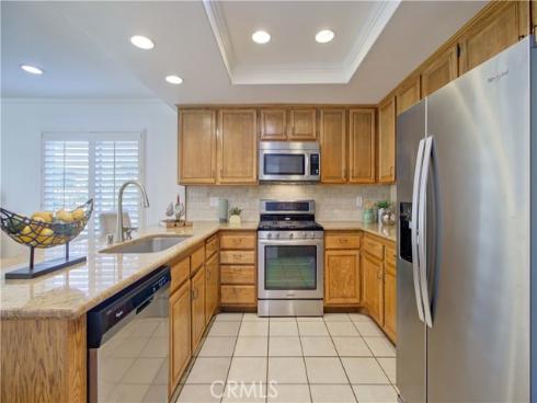 22261  Sisante  , Mission Viejo, CA
