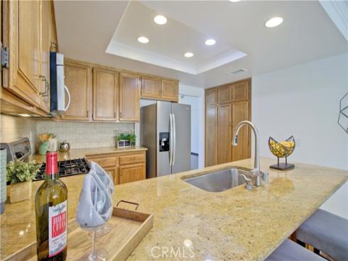 22261  Sisante  , Mission Viejo, CA