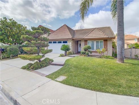 22261  Sisante  , Mission Viejo, CA