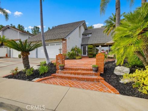 27451  Almendra  , Mission Viejo, CA