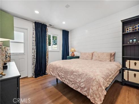 25948  Robin  20  Circle, Mission Viejo, CA