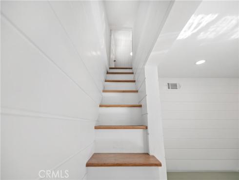 25948  Robin  20  Circle, Mission Viejo, CA