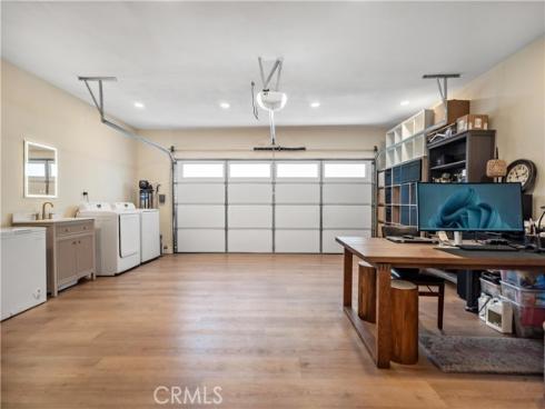 25948  Robin  20  Circle, Mission Viejo, CA