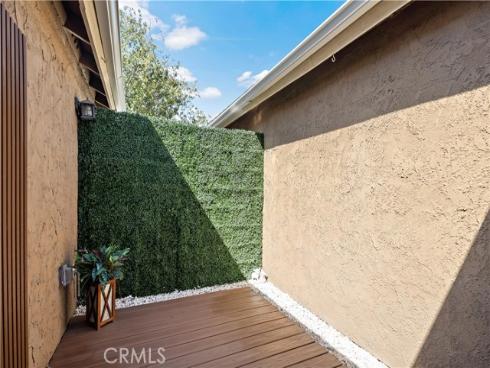 25948  Robin  20  Circle, Mission Viejo, CA