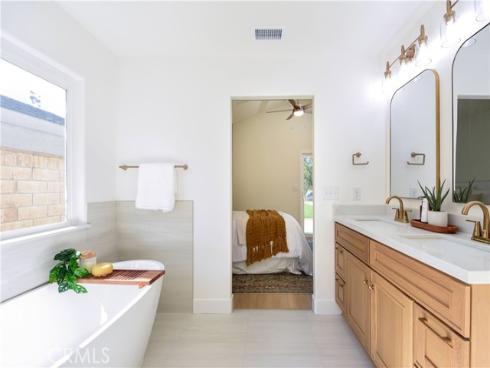 24041  Zancon  , Mission Viejo, CA