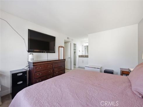 26247  Via Roble  20 , Mission Viejo, CA