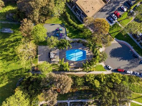 26247  Via Roble  20 , Mission Viejo, CA