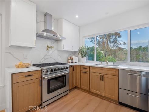 21952  Esplendor  , Mission Viejo, CA